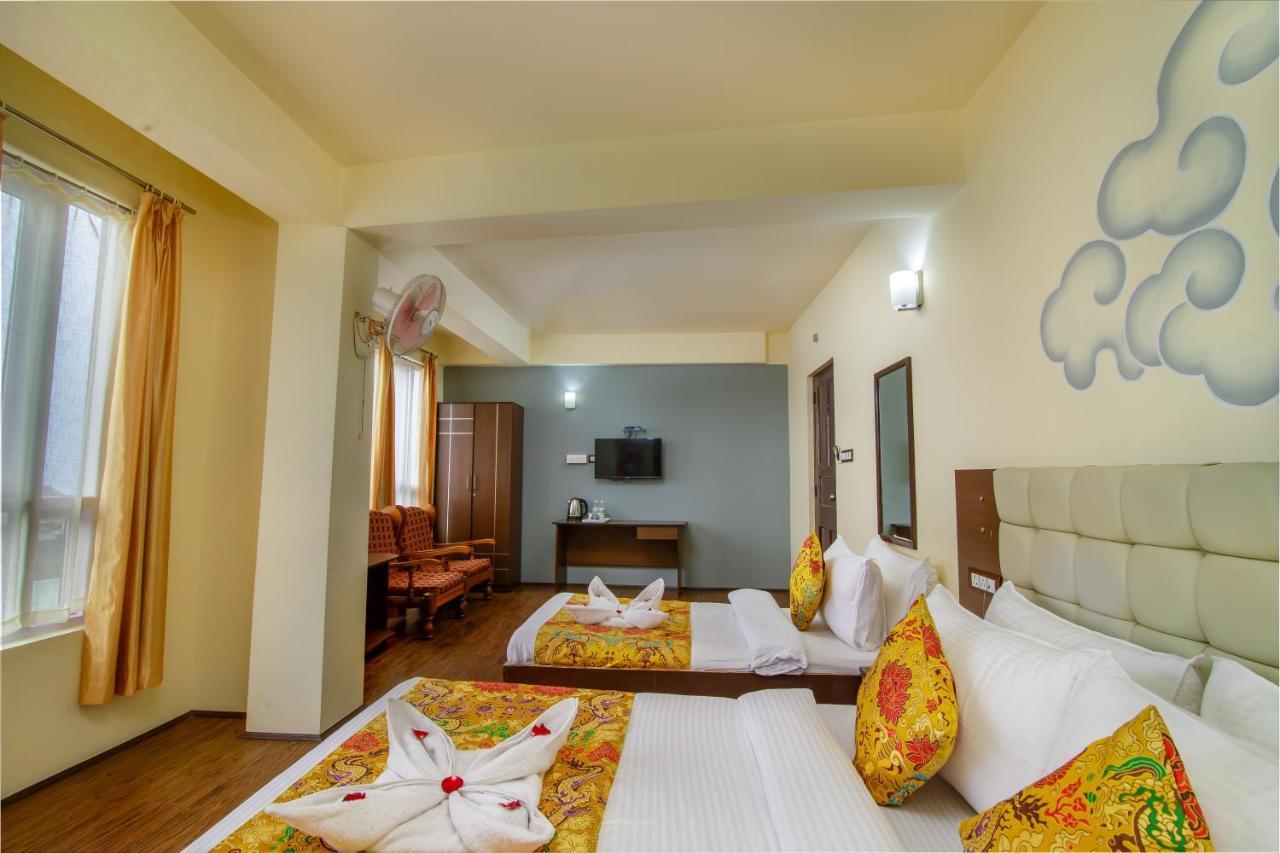 Muscatel Grand Silkroute - 300 Mts From Mg Marg Gangtok Luaran gambar
