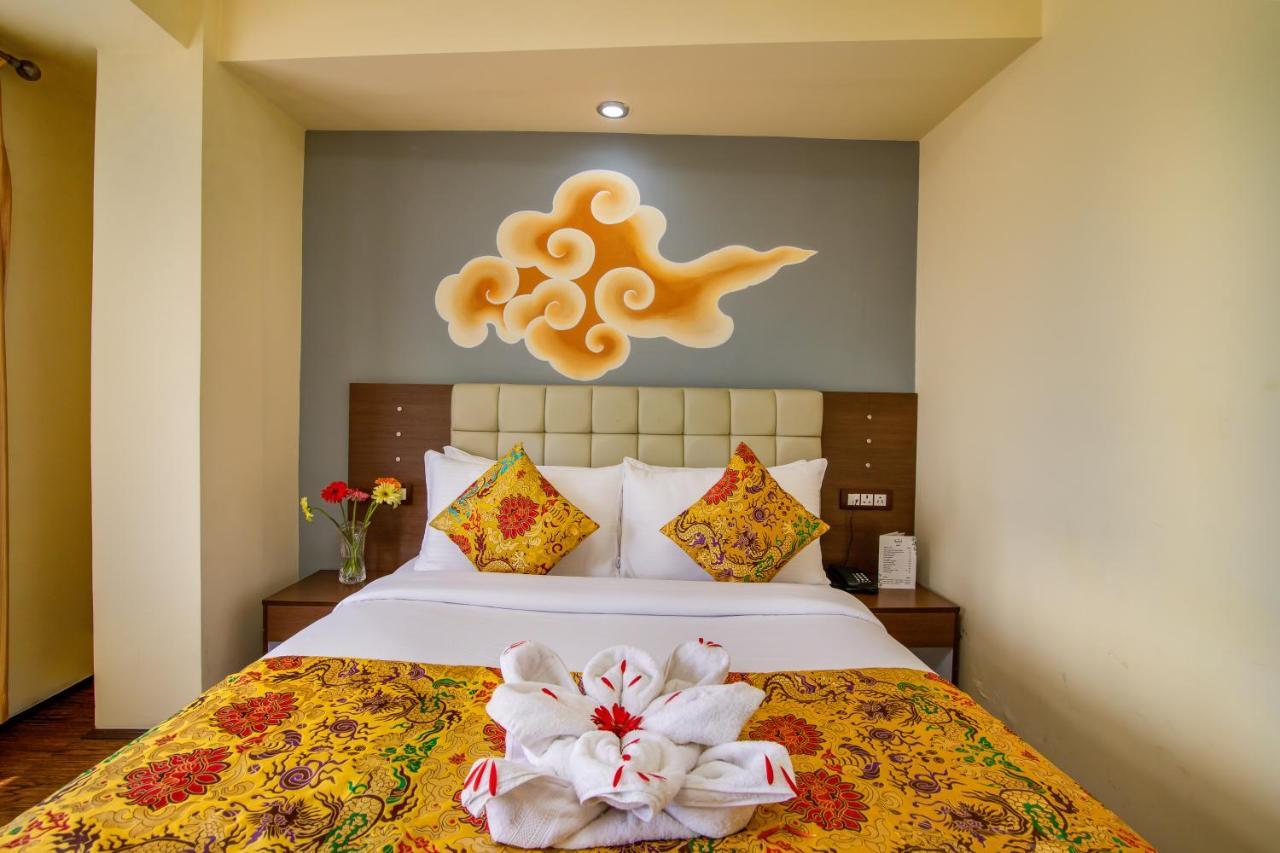 Muscatel Grand Silkroute - 300 Mts From Mg Marg Gangtok Luaran gambar