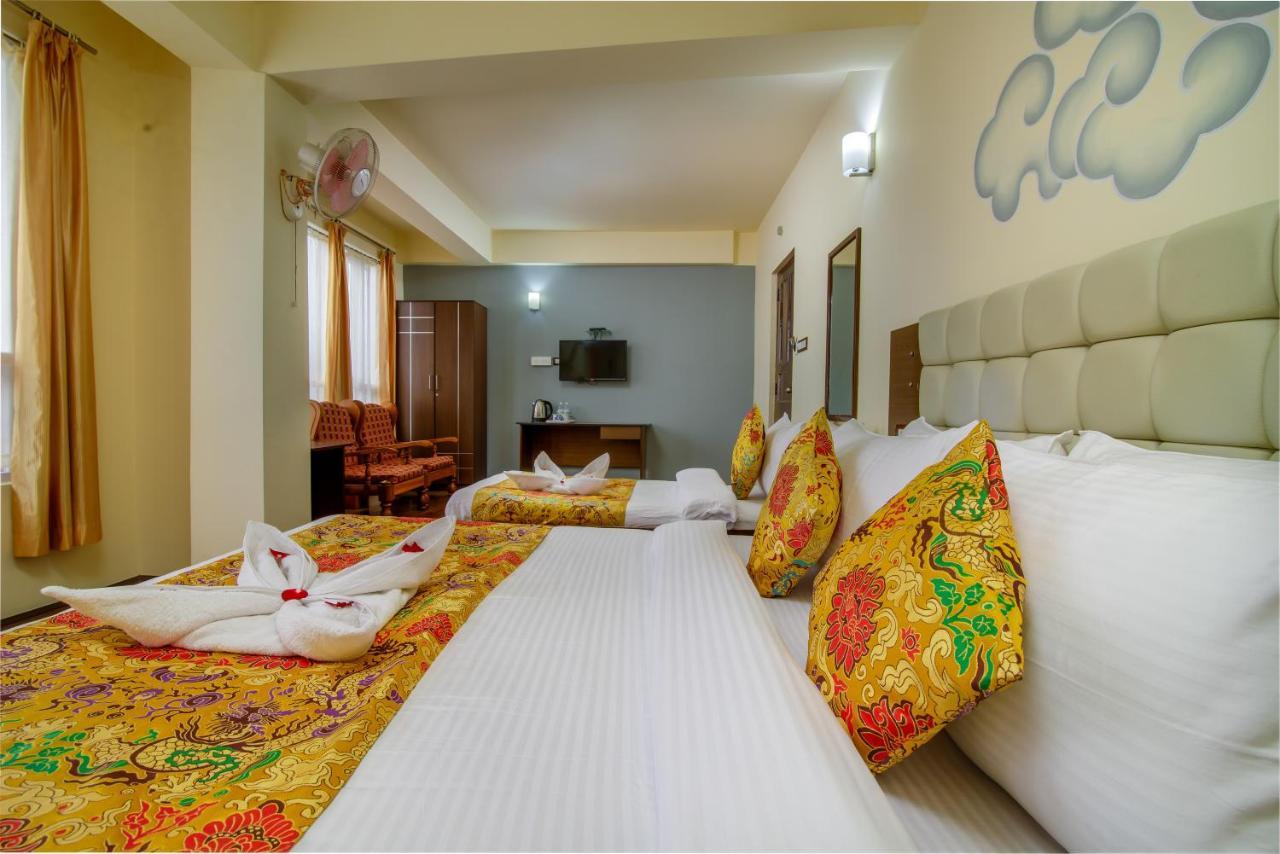 Muscatel Grand Silkroute - 300 Mts From Mg Marg Gangtok Luaran gambar