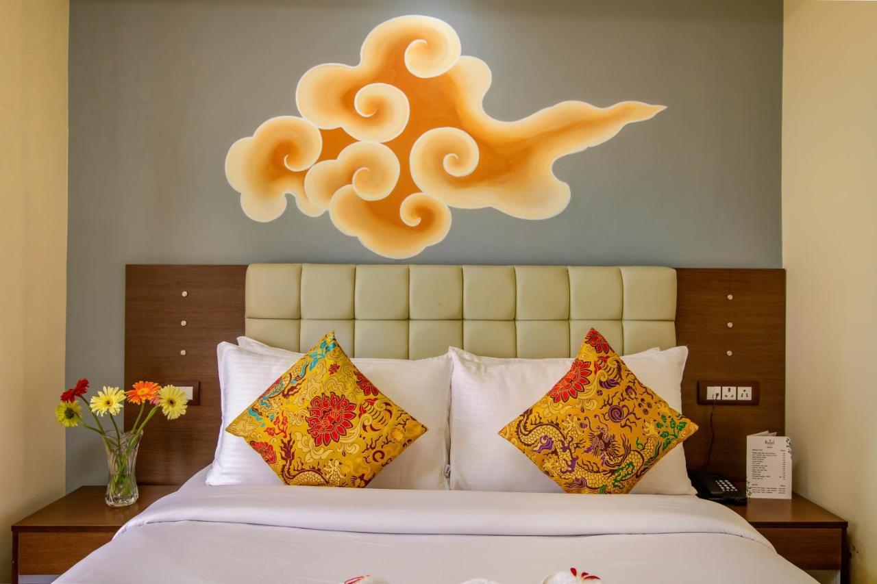 Muscatel Grand Silkroute - 300 Mts From Mg Marg Gangtok Luaran gambar