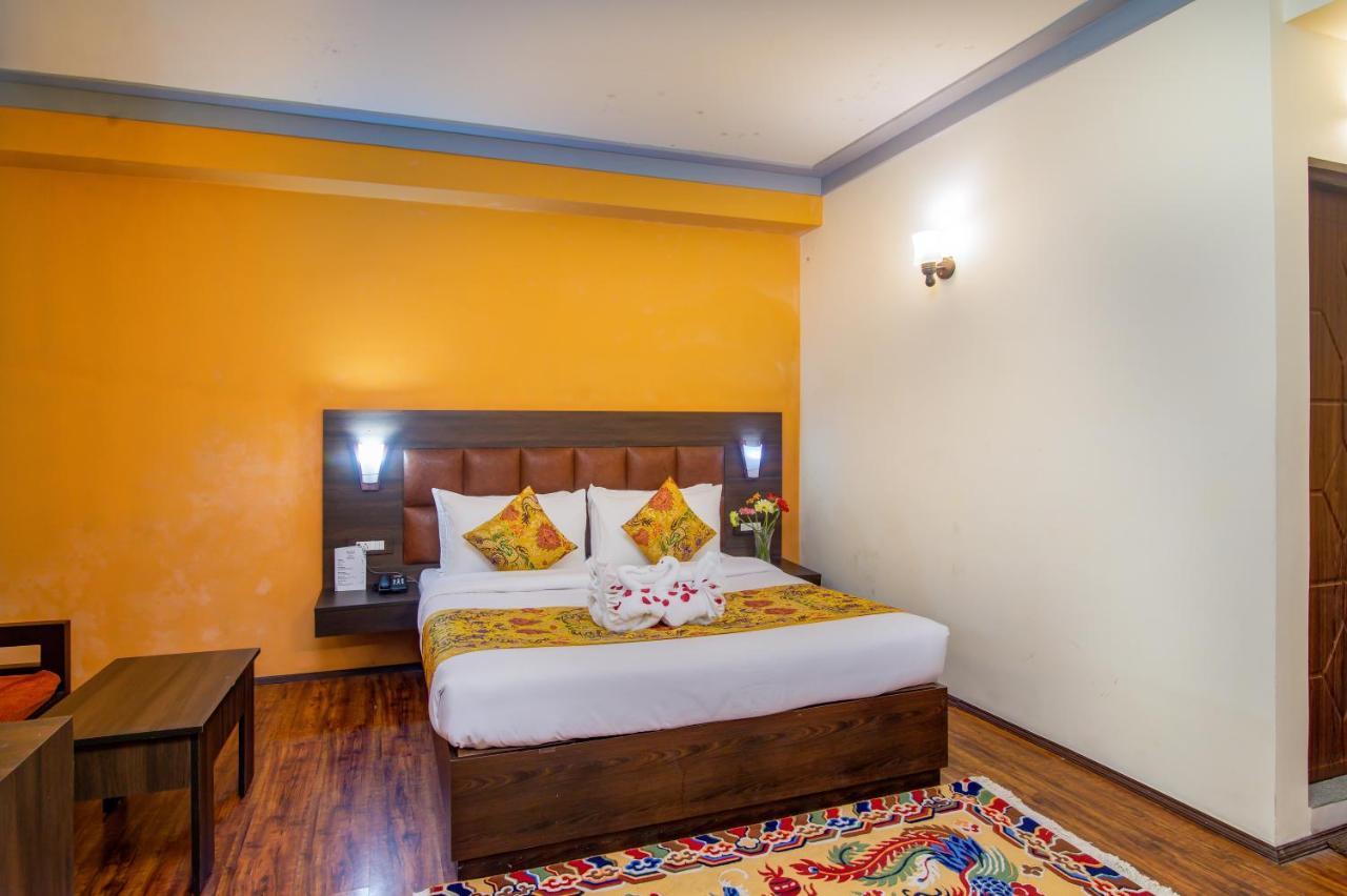 Muscatel Grand Silkroute - 300 Mts From Mg Marg Gangtok Luaran gambar