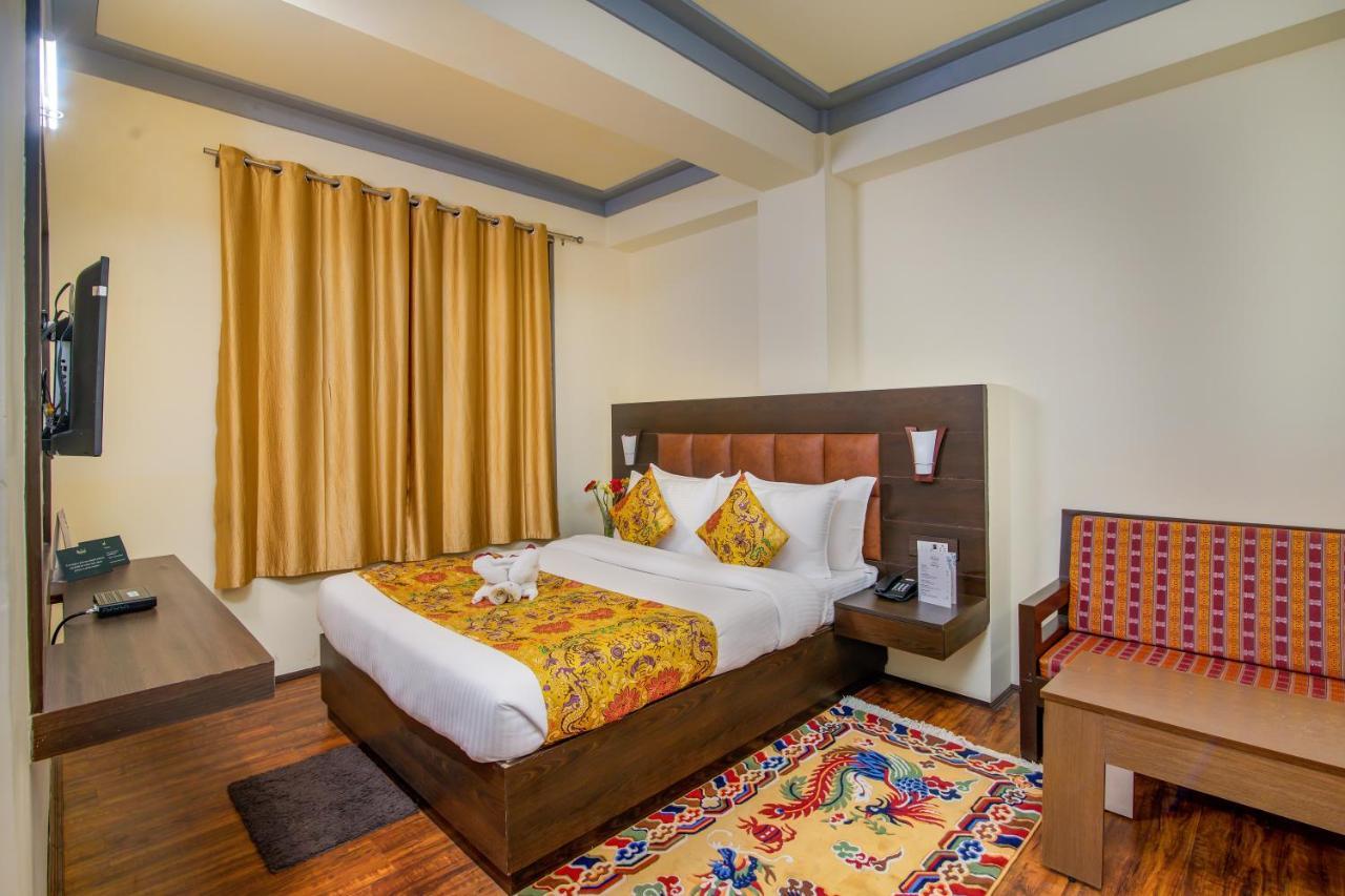 Muscatel Grand Silkroute - 300 Mts From Mg Marg Gangtok Luaran gambar