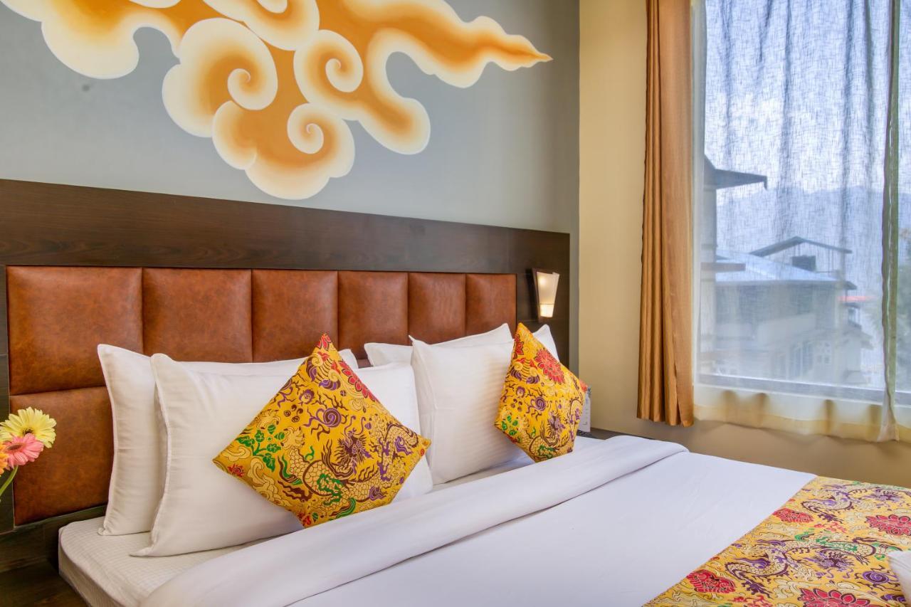 Muscatel Grand Silkroute - 300 Mts From Mg Marg Gangtok Luaran gambar
