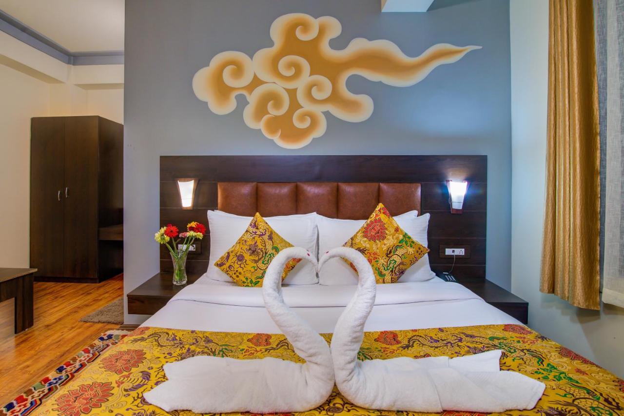 Muscatel Grand Silkroute - 300 Mts From Mg Marg Gangtok Luaran gambar
