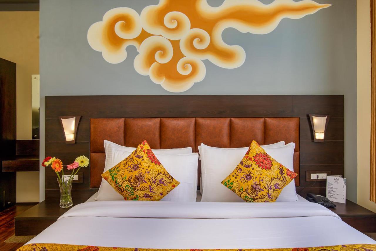 Muscatel Grand Silkroute - 300 Mts From Mg Marg Gangtok Luaran gambar